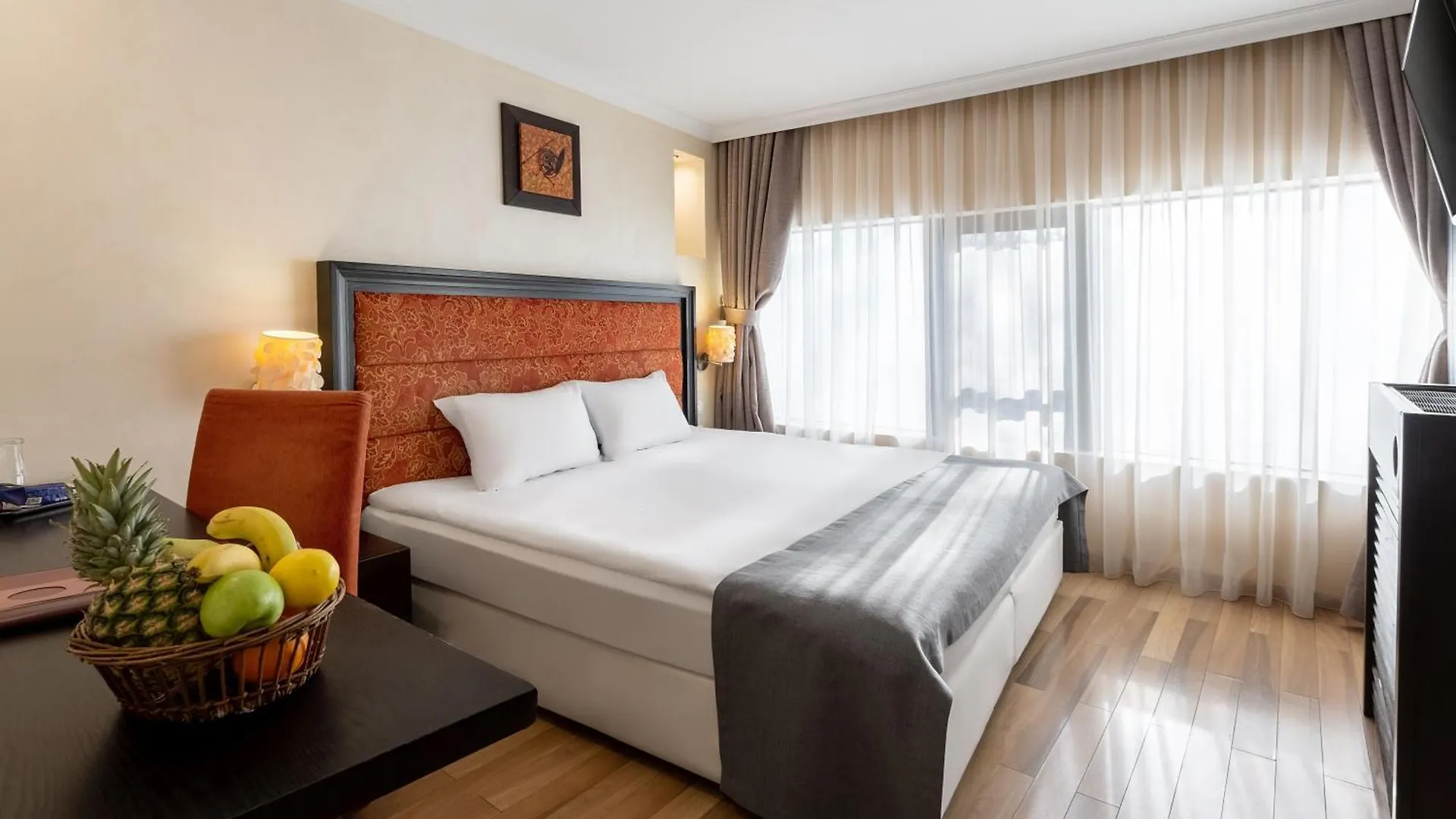 Moxa Bucharest Boutique Hotel