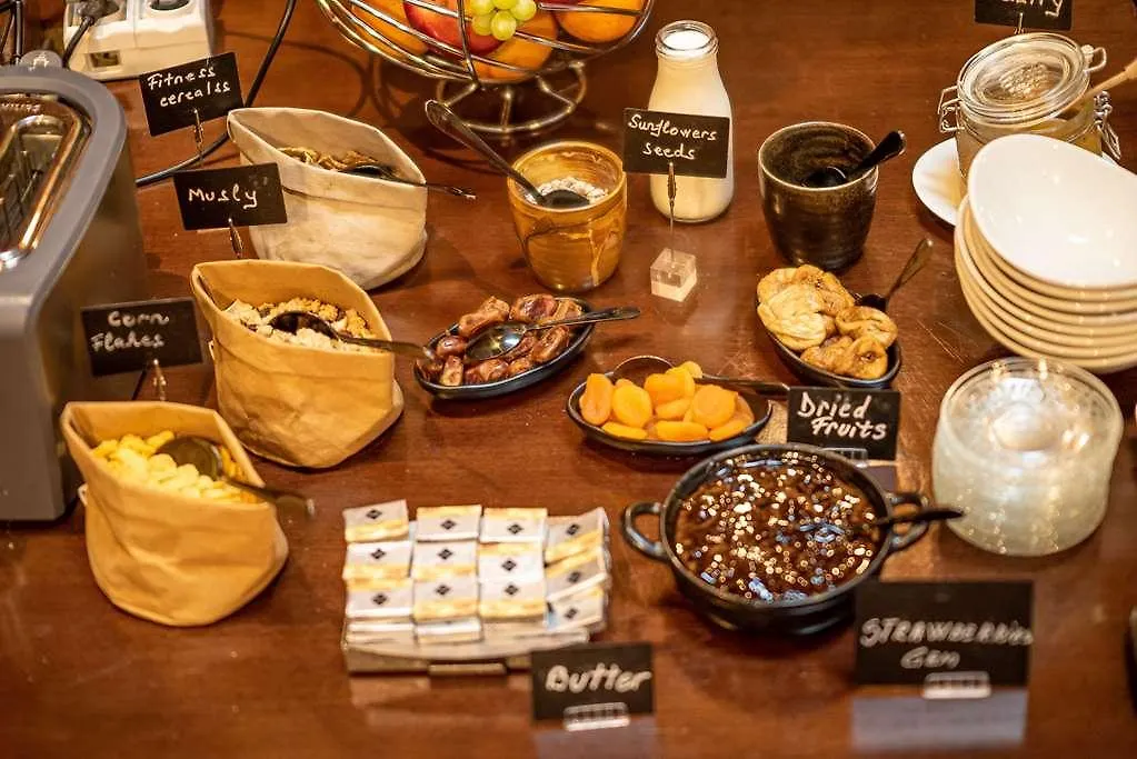 Moxa Bucharest Boutique Hotel