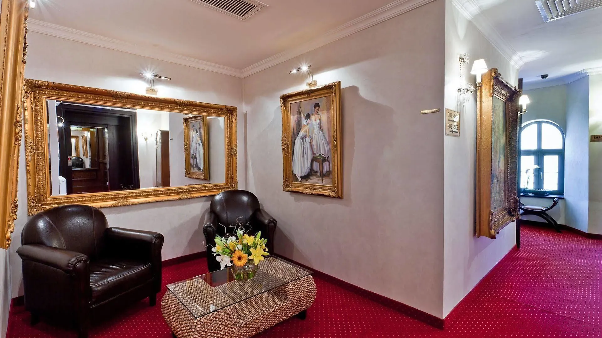 Moxa Bucharest Boutique Hotel